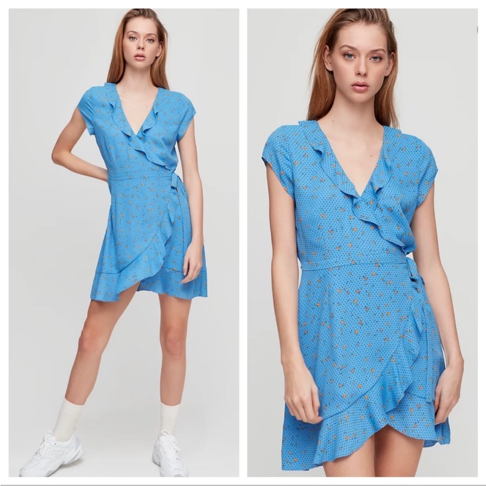 Aritzia Sunday Best Savoy Wrap Dress Size 6